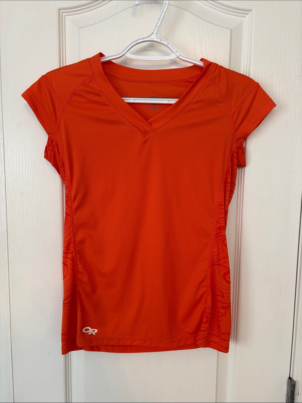 Outdoor Research Orange V-Neck Performance Tee size XS